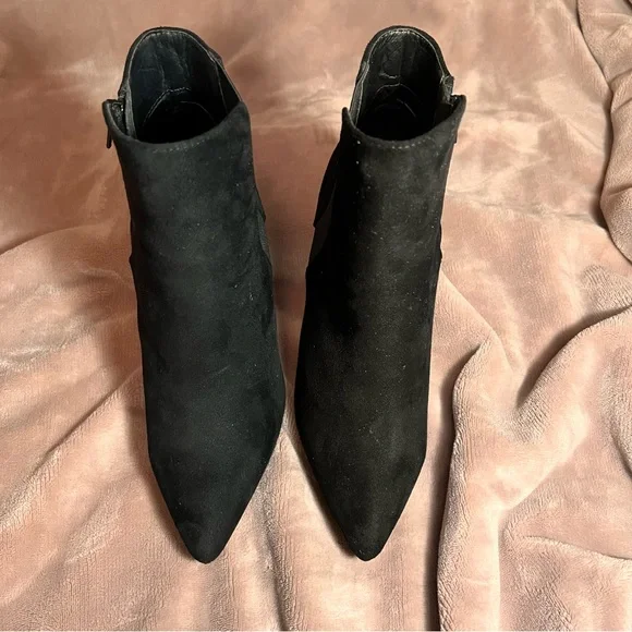 CLASSIC Black Faux Suede Pointed Toe Stiletto Ankle Bootie - Size 8 | Classic - Picture 6 of 10